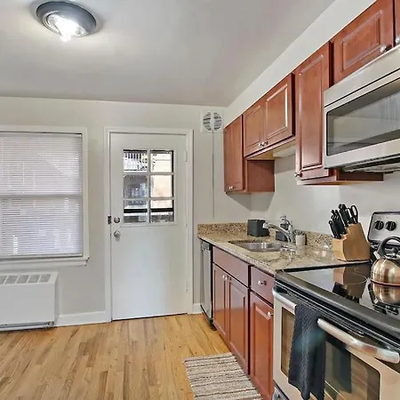 Roomy 1-Bedroom Apt In Bowmanville -Foster 1E